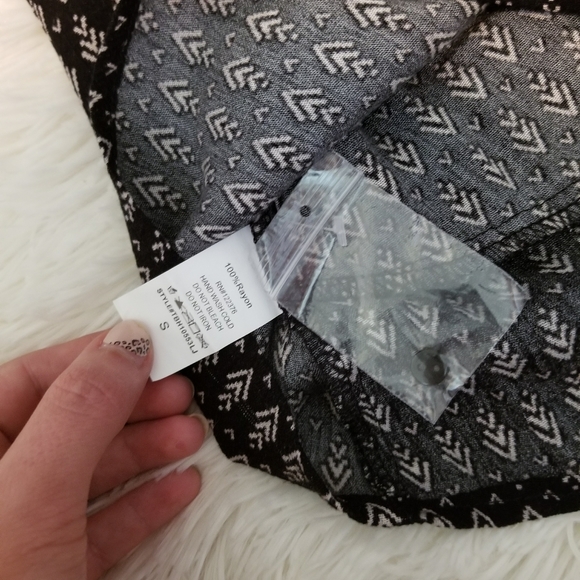 $5 sale! NWT Black Boutique Romper - Picture 6 of 6